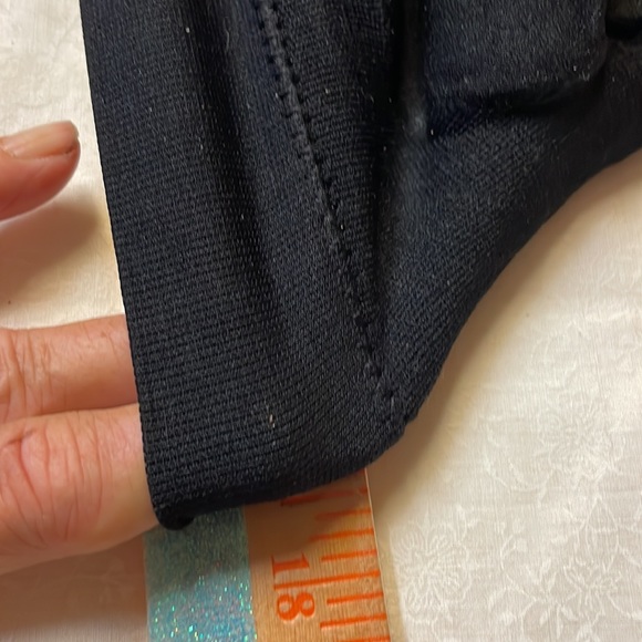 Pull on sports bra - Picture 6 of 8